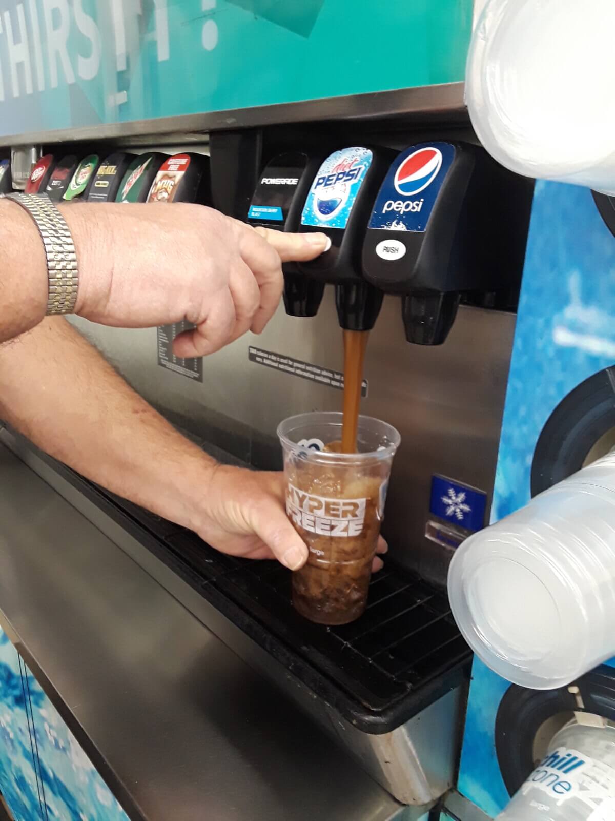 Fountain soda dispenser