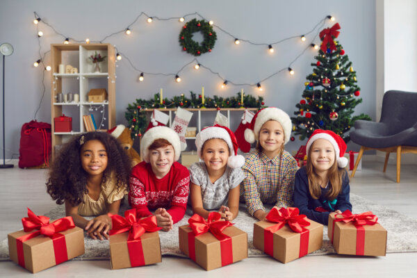 Children with Christmas gifts